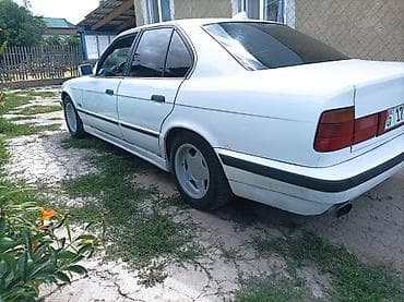 BMW 5 series: 1991 г., 2 л, Механика, Седан — 4