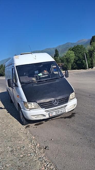 Унаа: Mercedes-Benz Sprinter (W903) — белый микроавтобус/фургон. Основные — 2