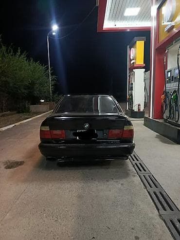 mini jack: BMW 5 series: 1992 г., 2.8 л, Механика, Бензин, Седан — 2