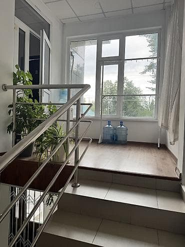 Кызматтар: Сдается 2х этажное здание в аренду на долгий срок. 100м2 Цена — 6