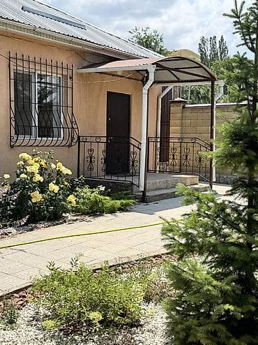 Үйлөрдү сатуу: 🏡 Дом мечты у подножия гор — место, где хочется жить! В продаже — 2