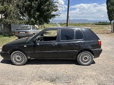 Унаа: Volkswagen Golf: 1994 г., 1.6 л, Кол менен иштөөчү, Бензин, Хетчбек — 6