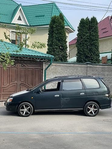 aion gac: Toyota Gaia: 2000 г., 2 л, Автомат, Бензин, Минивэн — 3