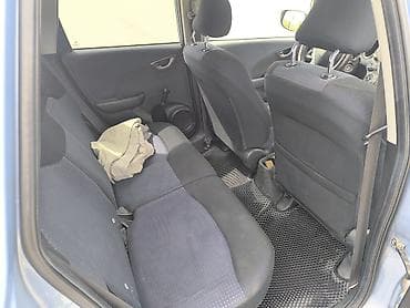 задный стоп 210 мерседес: Honda Fit: 2009 г., 1.3 л, Ручные, Бензин, Хэтчбэк — 10