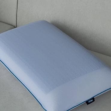 Летняя подушка с охлаждающим гелем. Идеальна для жаркого времени года lalafo.kg да Летняя подушка с охлаждающим гелем. Идеальна для жаркого времени года