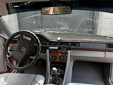 Mercedes-Benz W124: 1989 г., 2 л, Кол менен иштөөчү, Дизель, Седан — 2