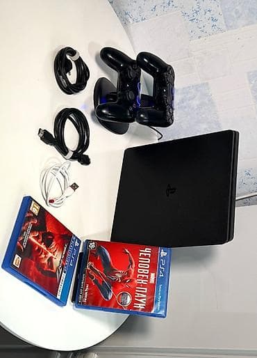 джостик на пс4: Пс4 слим в идеальном состоянии, Супер комплект два оригинальных — 1