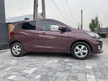 Продажа авто: Chevrolet Spark: 2020 г., 0.1 л, Вариатор, Бензин, Хэтчбэк — 2