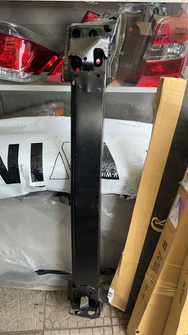 крем для полировки: УСЕЛИТЕЛЬ ПЕРЕДНЕГО БАМПЕРА LEXUS ES300h — 2