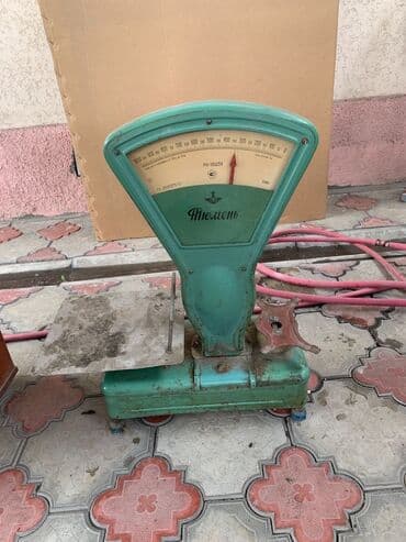 витрины для обуви: Продаю советские весы. До 10 кг — 1