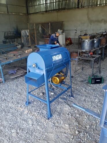 Фрезерные станки: Кормодробилка/измельчитель зерна и сена (стационарный) - Мощная — 8