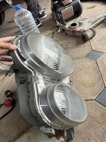 блок матор: Передняя левая фара Mercedes-Benz 2000 г., Б/у, Оригинал — 1