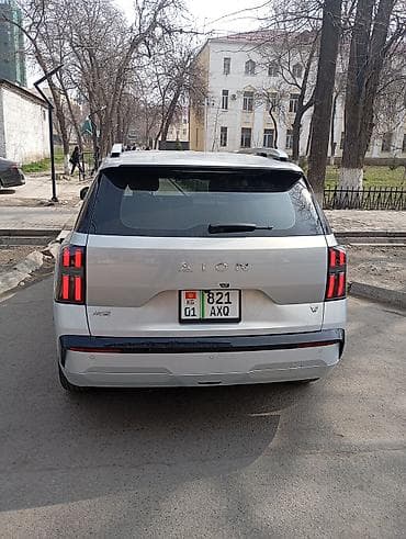 bid e2: Автомобиль с современным премиальным салоном. - Интерьер: кожаная — 4