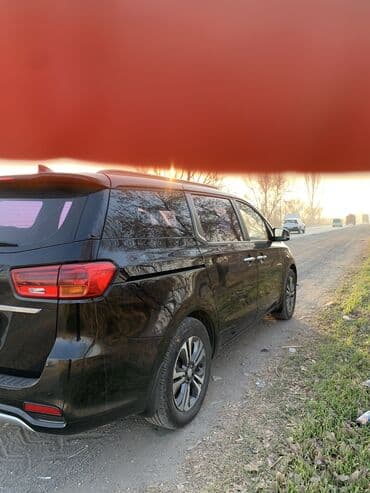 срочно продам авто в связи с переездом: Kia Carnival: 2019 г., 2.2 л, Автомат, Дизель, Минивэн — 6