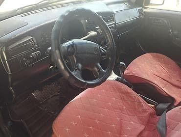1994: Volkswagen Golf: 1994 г., 1.6 л, Механика, Бензин, Хэтчбэк — 4