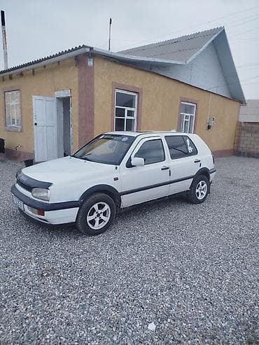 Продажа авто: Volkswagen Golf: 1992 г., 1.8 л, Ручные, Бензин, Хэтчбэк — 3