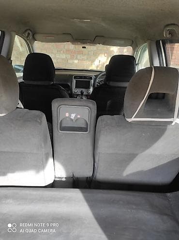 Унаа сатуу: Honda Stream: 2004 г., 2 л, Автомат, Бензин, Универсал — 6