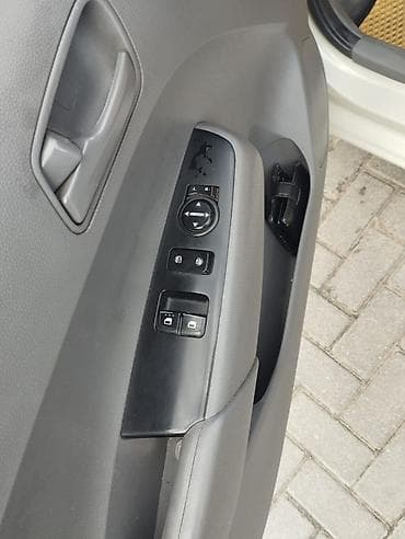 Продажа авто: Kia Morning: 2018 г., 1 л, Автомат, Бензин, Хэтчбэк — 7