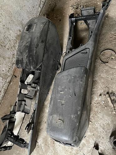 Панели, обшивки: Все по 700 сом Стекла по 1000 сом Автозапчасти салона и остекление — 2