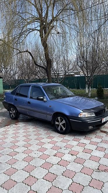 Daewoo Nexia: 2007 г., 1.6 л, Механика, Бензин, Седан