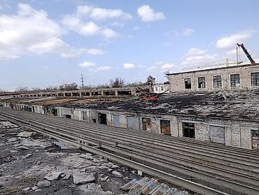 желез: Услуга: демонтаж и расчистка кровли/промышленных зданий - — 2