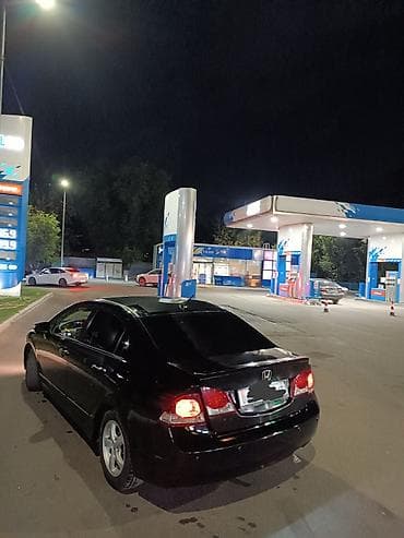Honda Civic: 2008 г., Вариатор, Бензин, Седан — 1