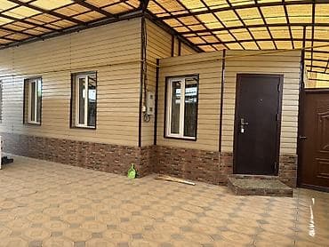 В продаже таун хаус 104 м2 + времянка 60м2 Участок: 3,1 сот( гос акт)