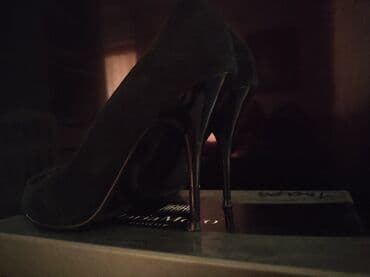 брендовая куртка: Туфли, 39, Maria Moro, Б/у, цвет - Черный, Платная доставка — 1