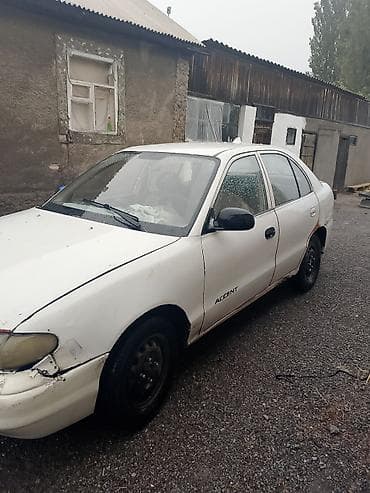 elantra 2024: Hyundai Accent: 1996 г., 1.6 л, Механика, Бензин, Седан — 2