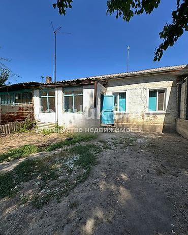 🏠Продается дом в г. Шопоков 🟡Комнаты: 2 🟡Участок: 2 соток (по факту) — 1