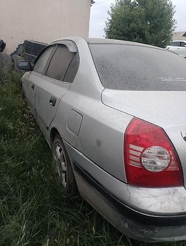 kia rio 1: Hyundai Elantra седан, серебристый цвет, кузов поколения начала 2005 — 3