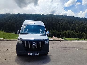 конд: Пассажирский микроавтобус Mercedes‑Benz Sprinter (длинная база — 2