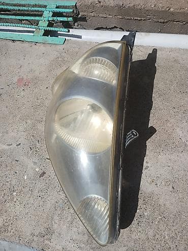Передняя правая фара Honda 2005 г., Б/у, Оригинал, Япония