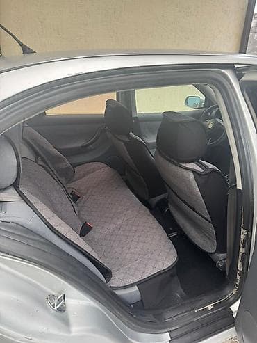 бэушные авто: Seat Leon FR: 2001 г., 1.8 л, Автомат, Бензин, Хэтчбэк — 9