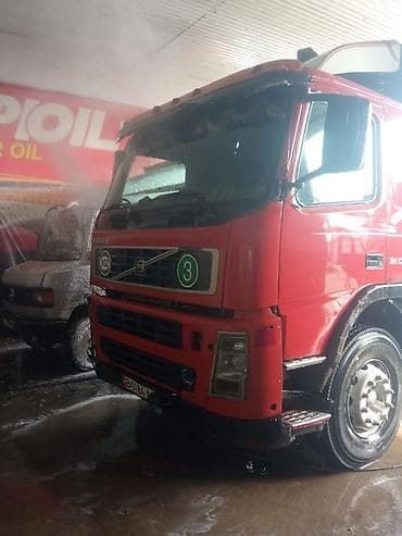 дороже: Грузовик, Volvo — 1
