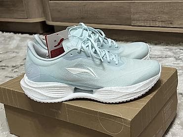 новые: Беговые кроссовки Li-Ning (серия с пометками “BOOM” и “CARBON FIBER”) — 2