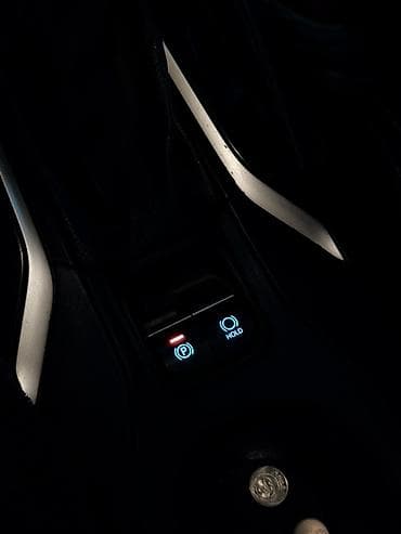 королев: Toyota Corolla: 2020 г., 1.8 л, Вариатор, Гибрид, Седан — 8
