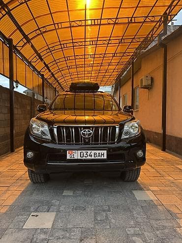 Toyota Land Cruiser Prado: 2012 г., 3 л, Автомат, Дизель, Внедорожник