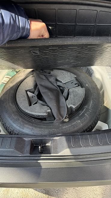 outback 2017: Toyota RAV4: 2022 г., Автомат, Бензин, Кроссовер — 9