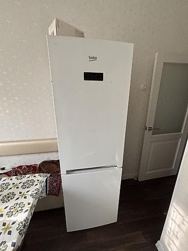 nokia 1202: Холодильник Beko, Двухкамерный — 2