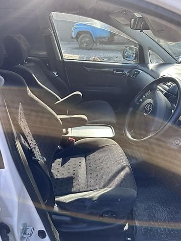 ist toyota: Toyota Ipsum: 2003 г., 2.4 л, Автомат, Газ, Минивэн — 8