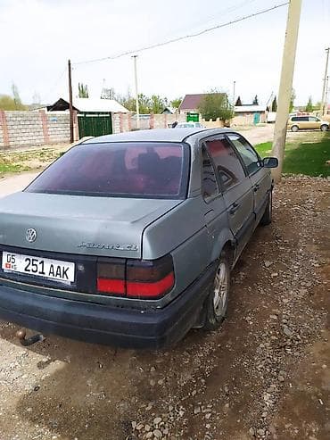 Продажа авто: Volkswagen Passat: 1989 г., 1.8 л, Механика, Бензин, Седан — 4
