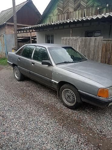 Audi 100: 1986 г., 2 л, Механика, Бензин, Седан