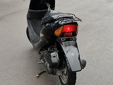 Скутеры: Тип скутера Honda, 50 куб. см, Бензин — 3