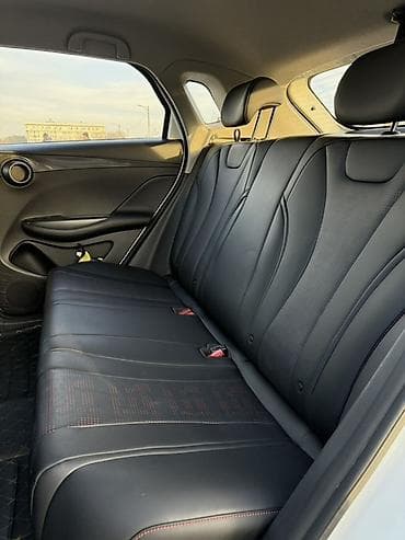 bmw e65: BYD E2: 2025 г., Автомат, Электромобиль, Хэтчбэк — 8