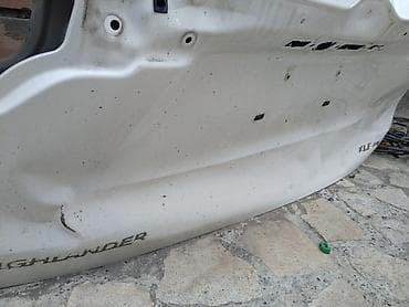 Багажниктин капкагы Toyota, Оригинал — 2