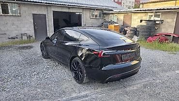 Транспорт: Tesla Model 3: 2024 г., Автомат, Электромобиль, Седан — 4