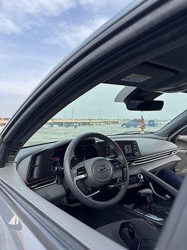 byd e2 2022: Hyundai Elantra: 2022 г., 2 л, Автомат, Бензин, Седан — 5