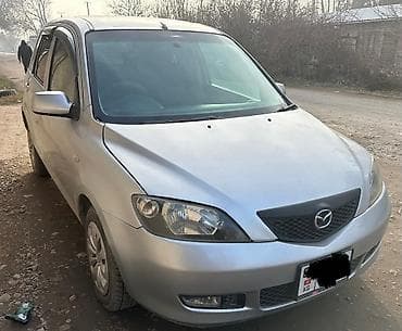 Mazda Demio: 2002 г., 1.3 л, Автомат, Бензин, Хэтчбэк