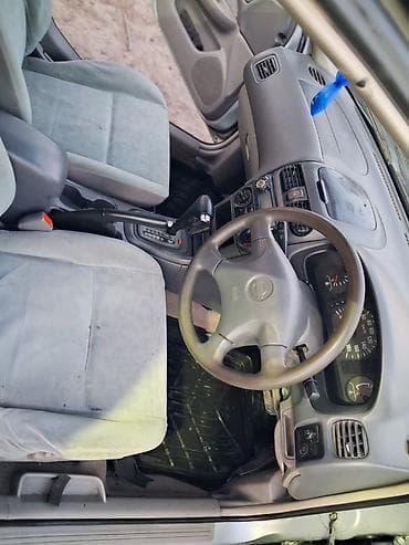 крыло на пассат б3: Nissan Sunny: 1999 г. — 5